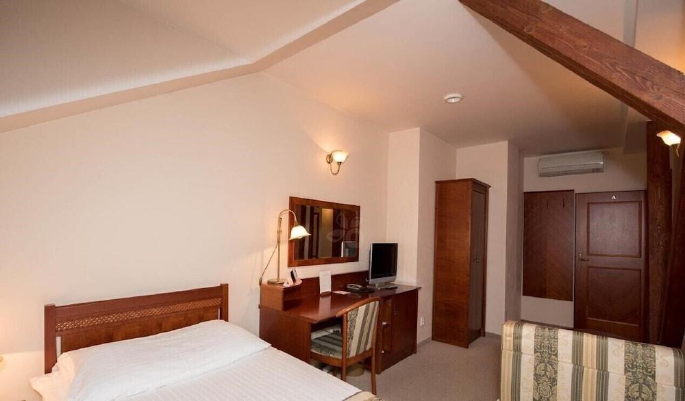 Hotel Amigo Centre