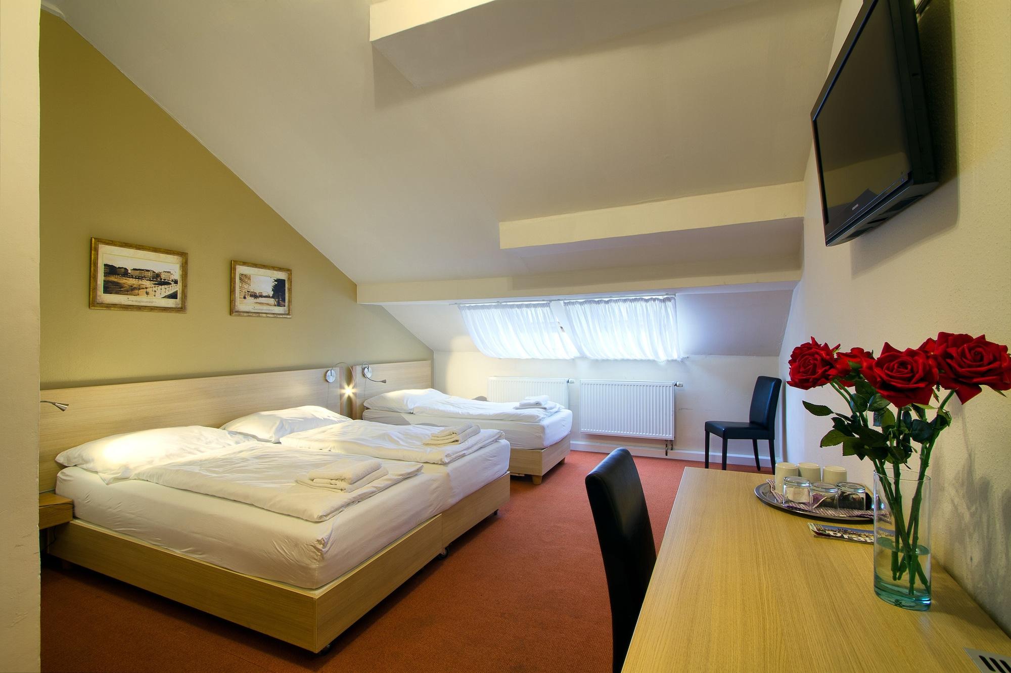 Hotel Taurus Prague