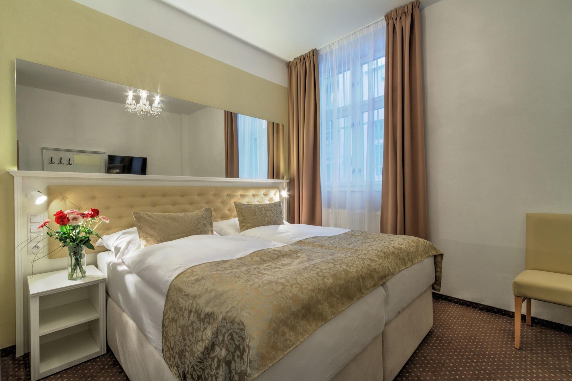 Hotel Taurus Prague