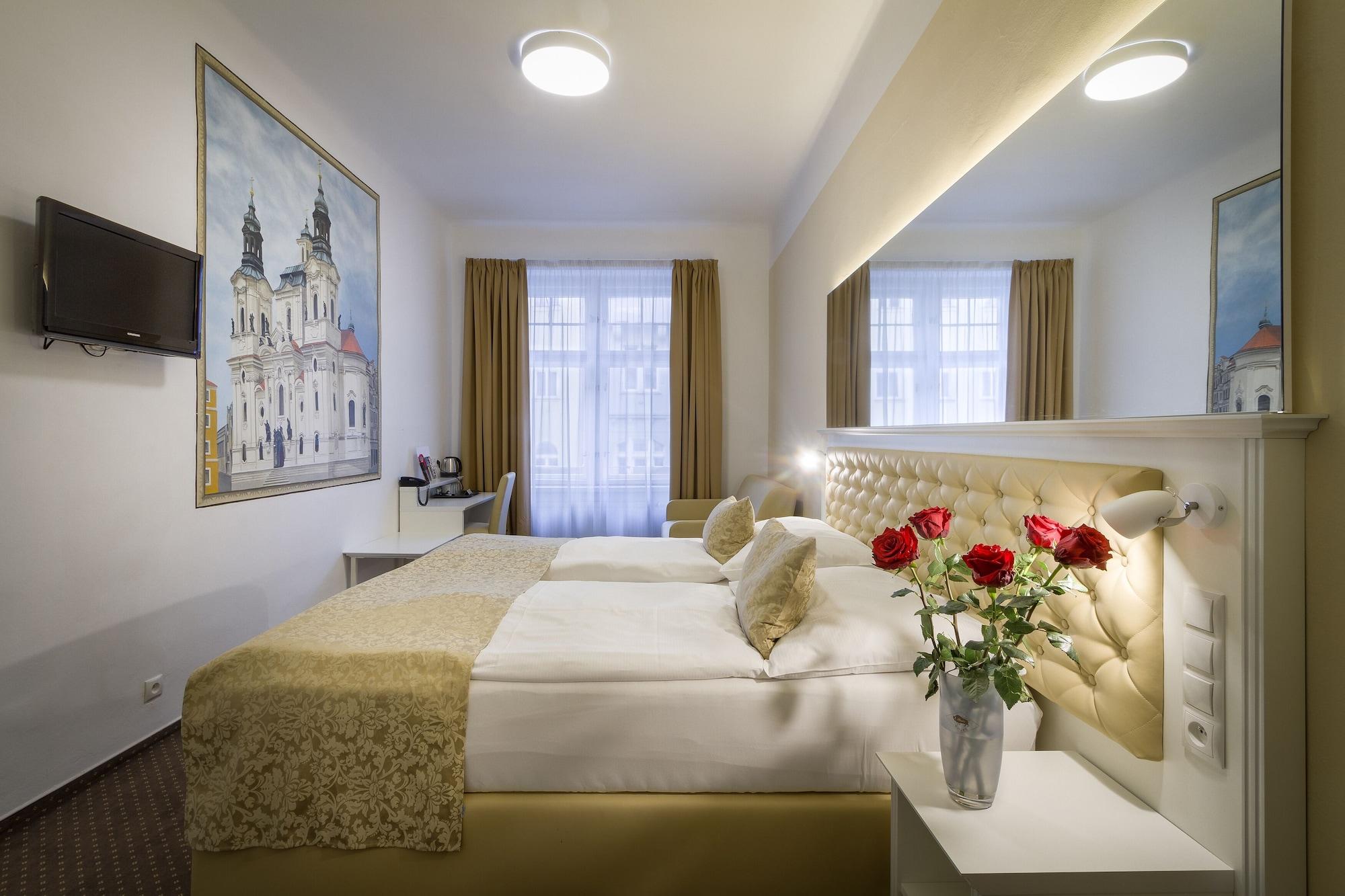 Taurus Hotel 4*