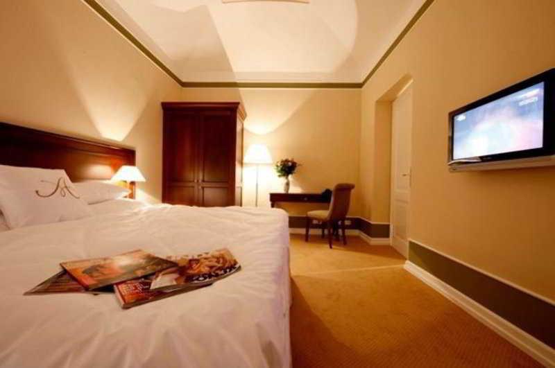 Otel Antik
