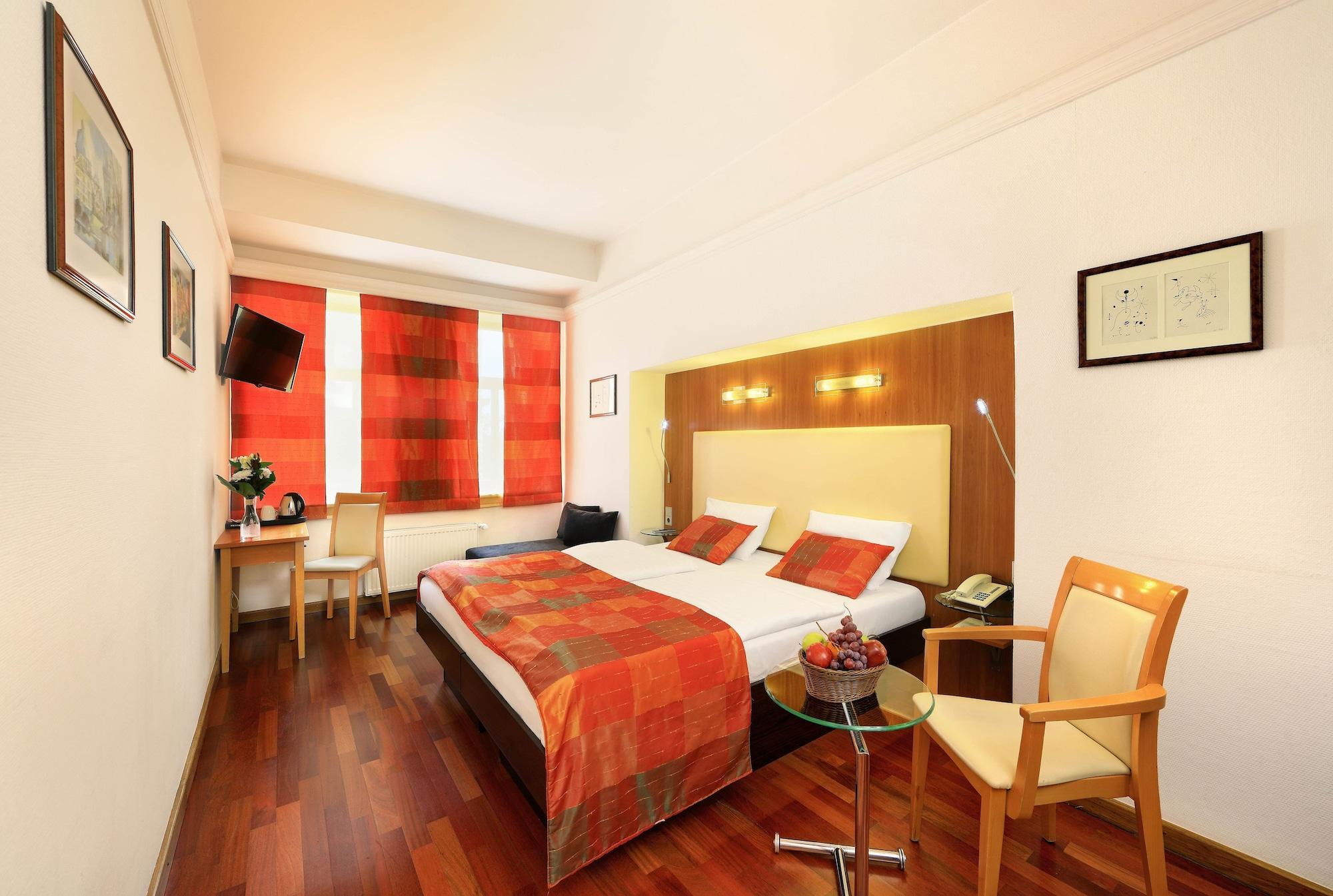 Hotel Ametyst 4*