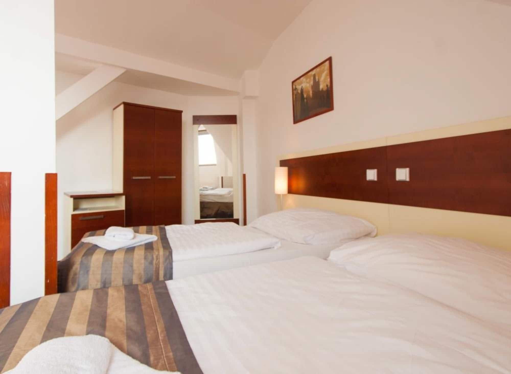 Gloria Otel Prag