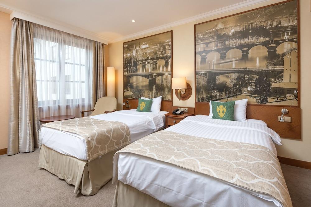 Lindner Castle, Part Of Jdv By Hyatt Hotel 4*