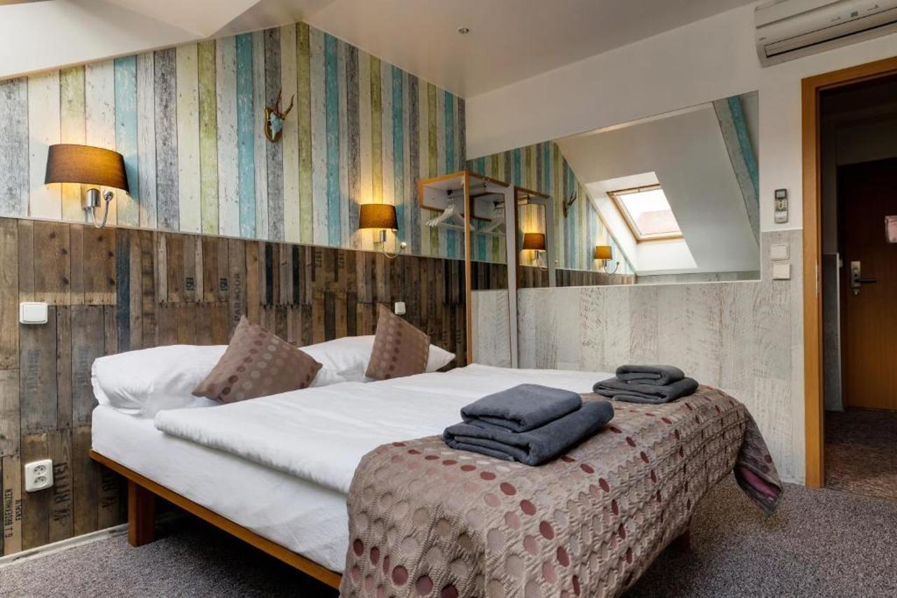 Royal Court Hotel