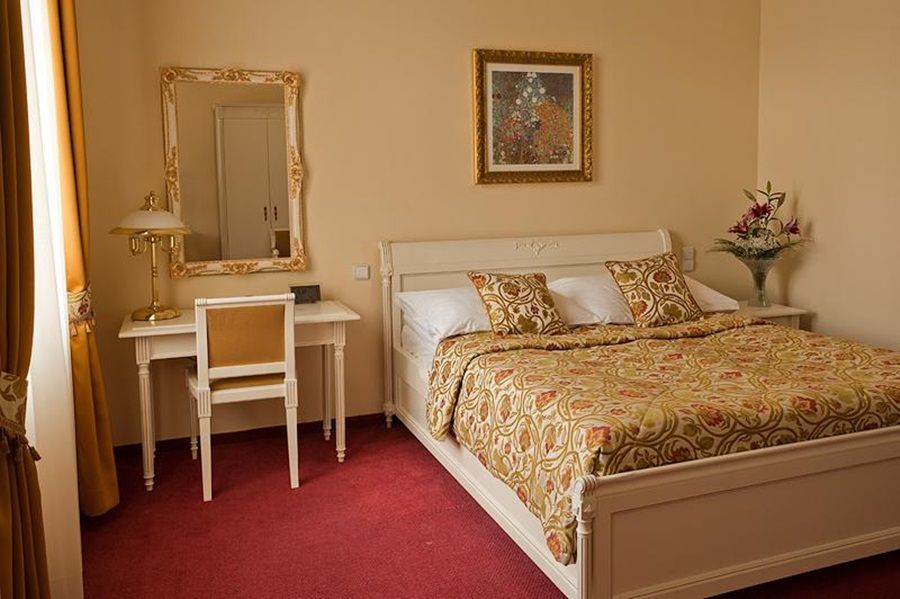 Hotel Alqush Downtown 4*