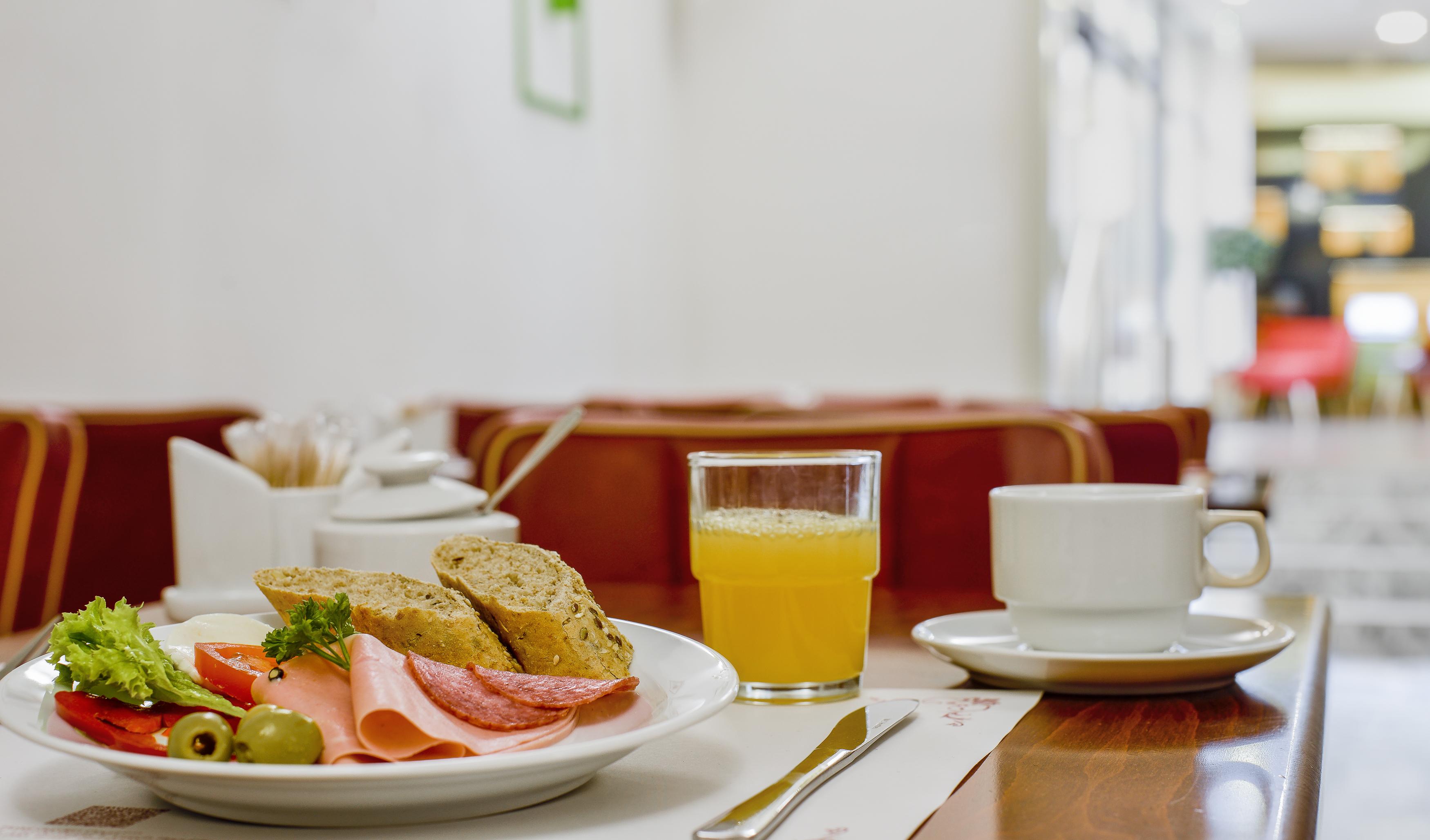Garden Court Hotel Praga