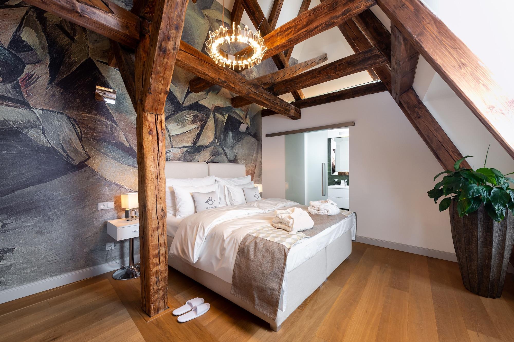 Hotel Old Royal Post Boutique & Premium