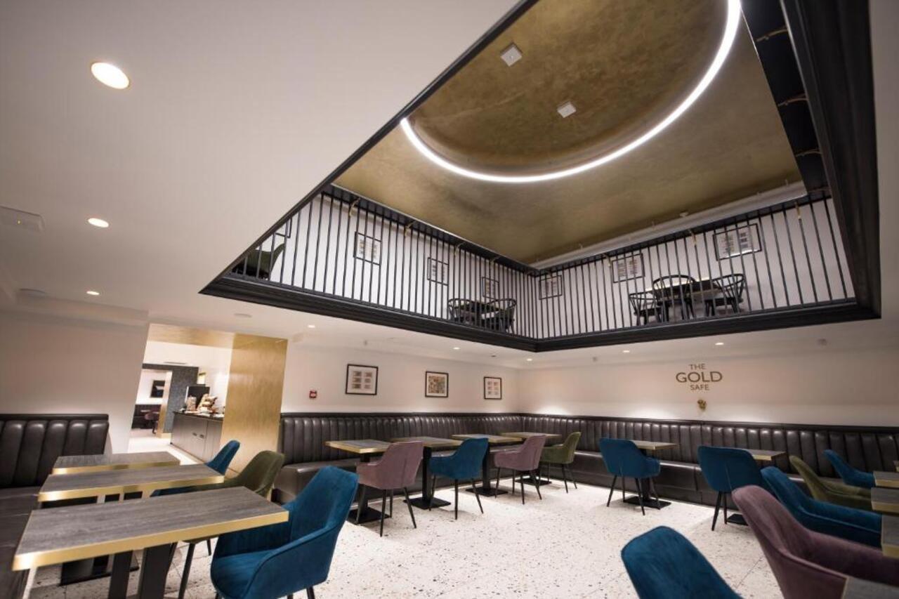 The Gold Bank 4* Prag