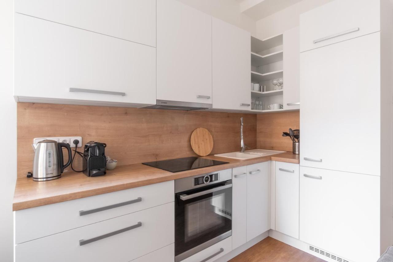 Days - Glamorous W Balcony Near Vltava River Apartment