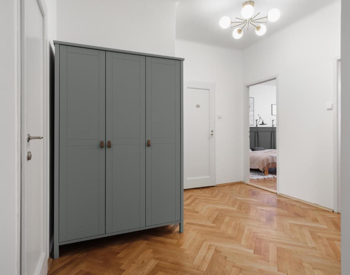 Apartamento Days - Glamorous W Balcony Near Vltava River *