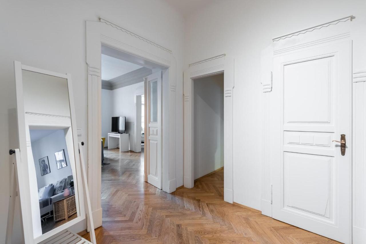 Daire Grand Deluxe Vip Prag