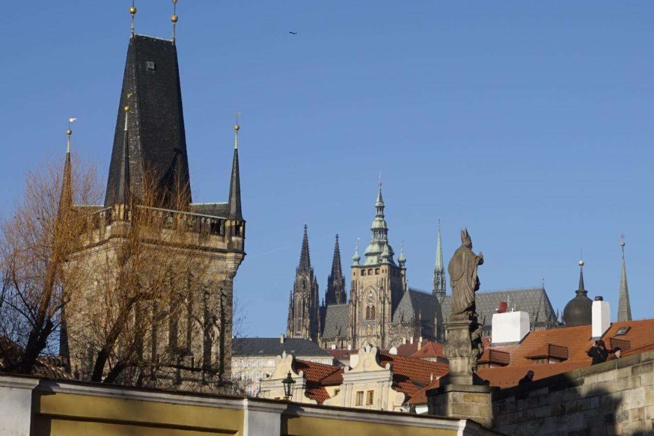 Daire River View By Charles bridge *