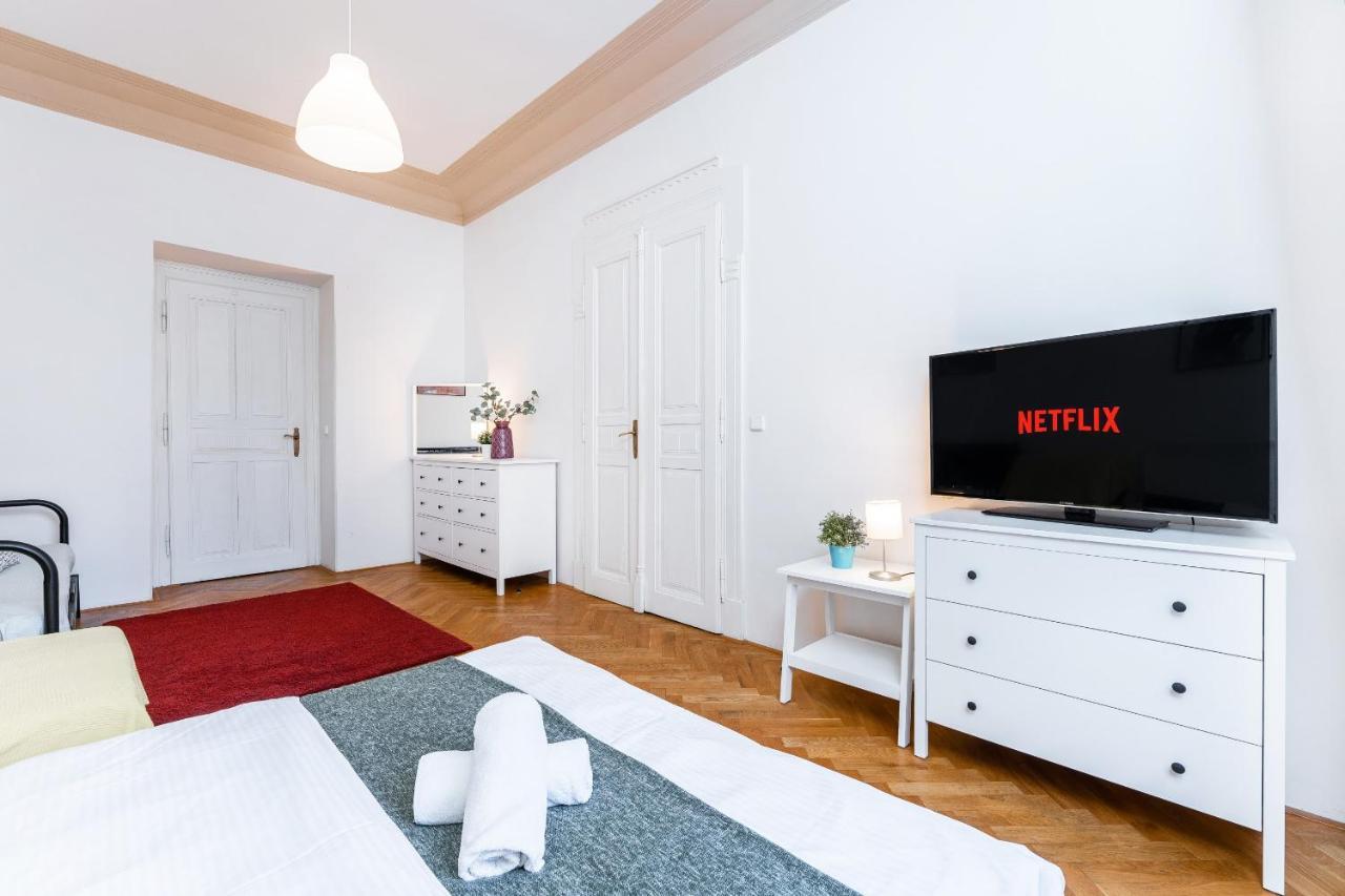 Grand Deluxe Vip Daire Prag