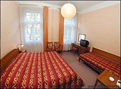Anna Hotel