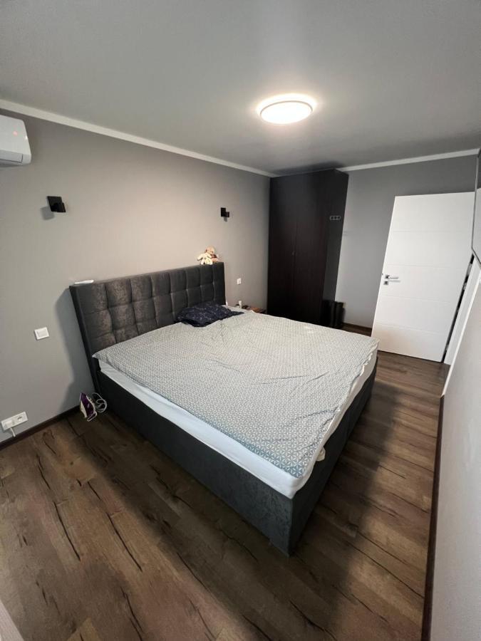 Apartment F&m