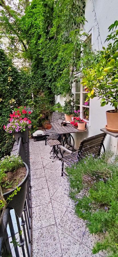Apartment Karmelitska 15