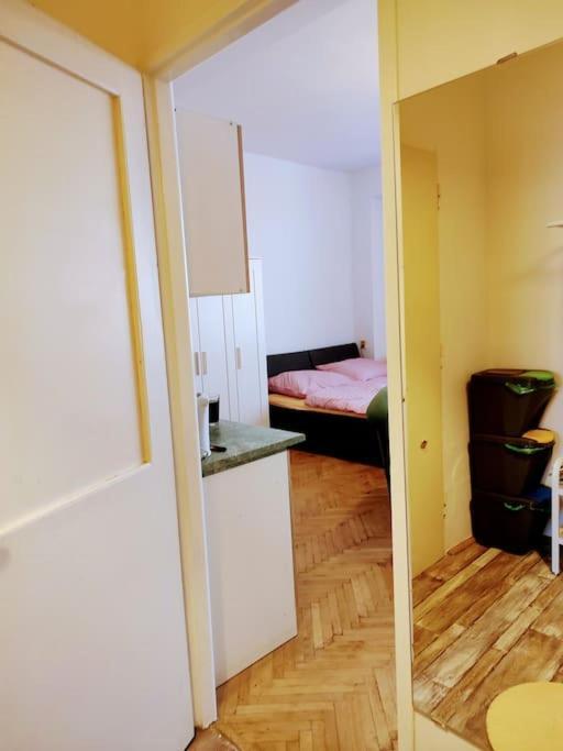 Cosy Warm In The Heart Of Prague. Apartamento Praga