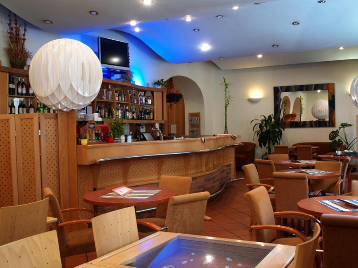 Ea Tosca 3* Prag