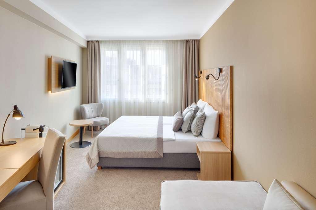 Clement 4* Prag