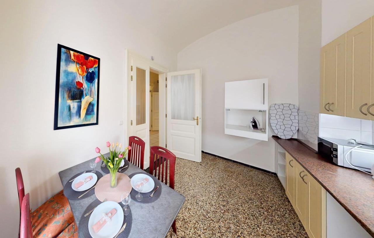 Wenceslas Square Quiet&charm Apartment