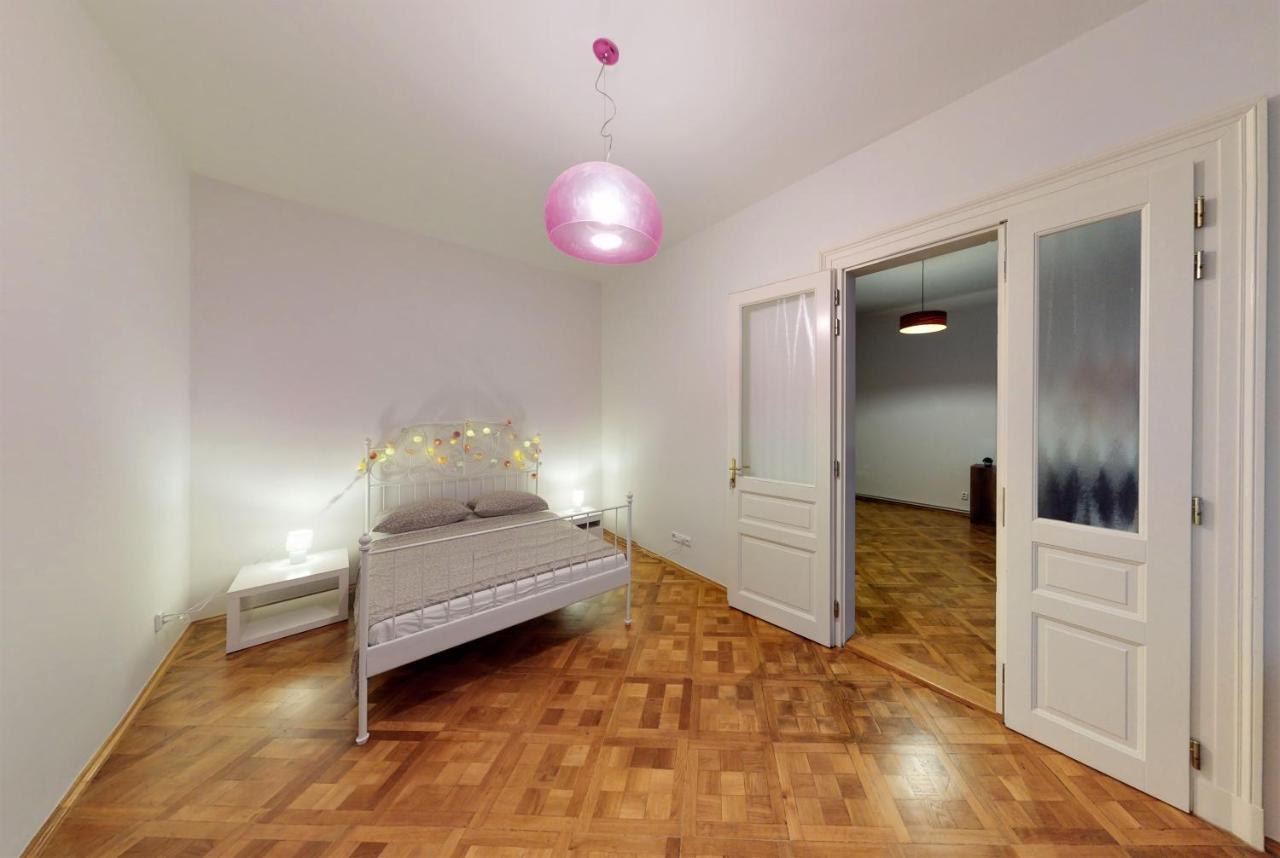 Wenceslas Square Quiet&charm Apartment Prague