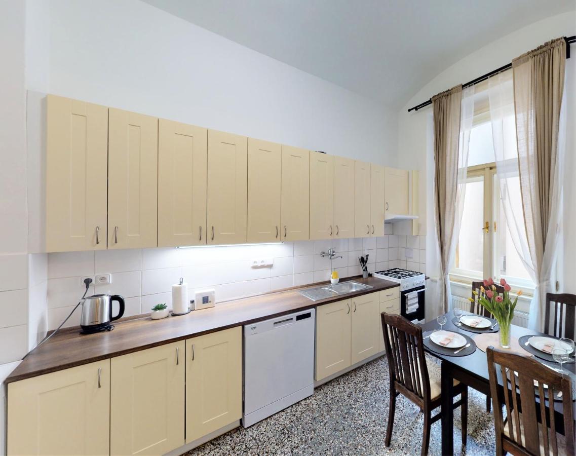 Wenceslas Square Quiet&charm Apartment Prague