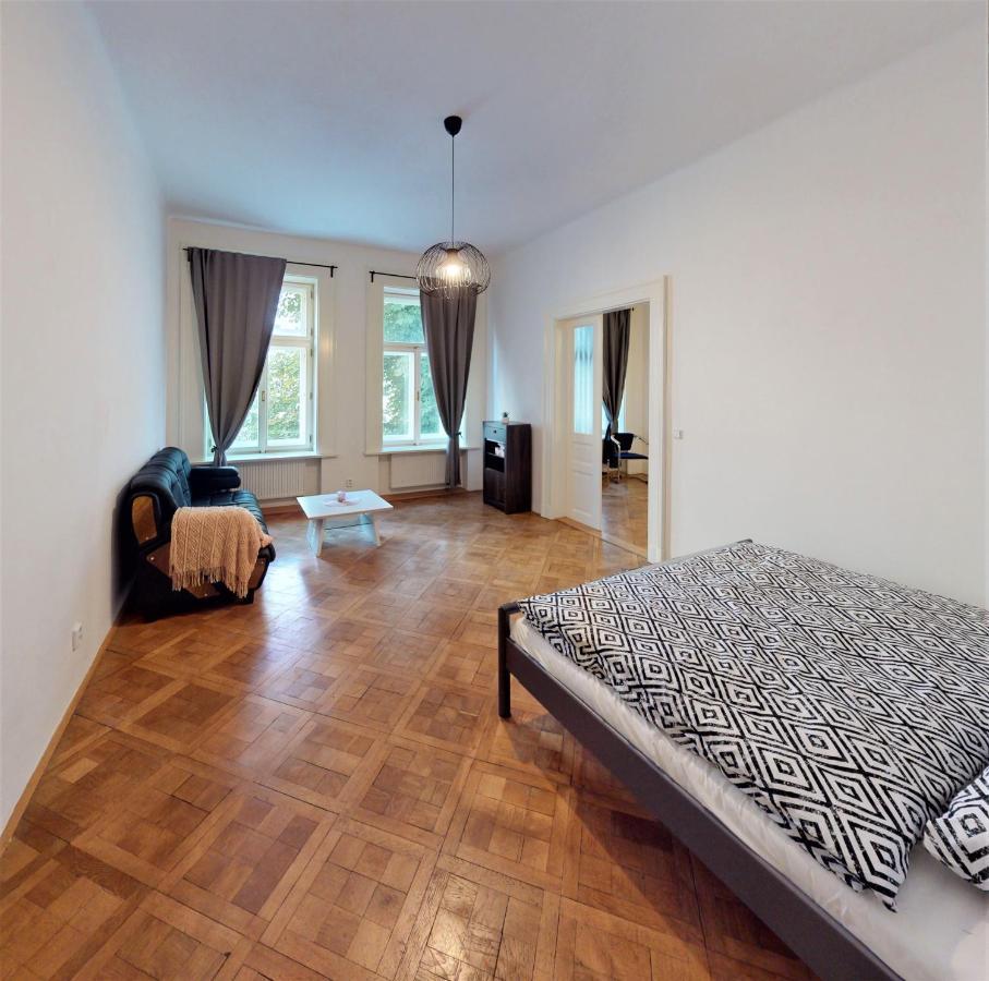 Wenceslas Square Quiet&charm Apartment