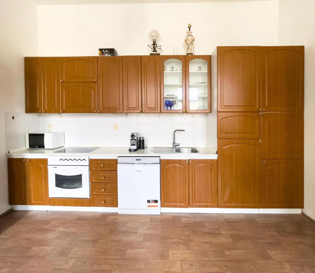 Apartment Center Of 369 Prag