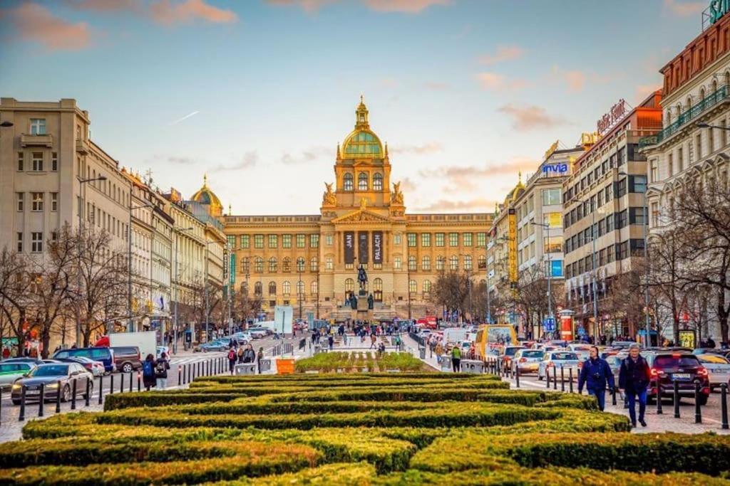 Finnem Varnsdorfska * Prague