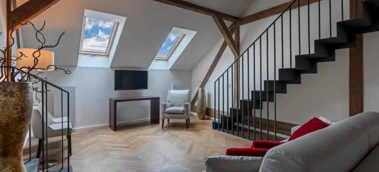 Limehome Halkova Aparthotel