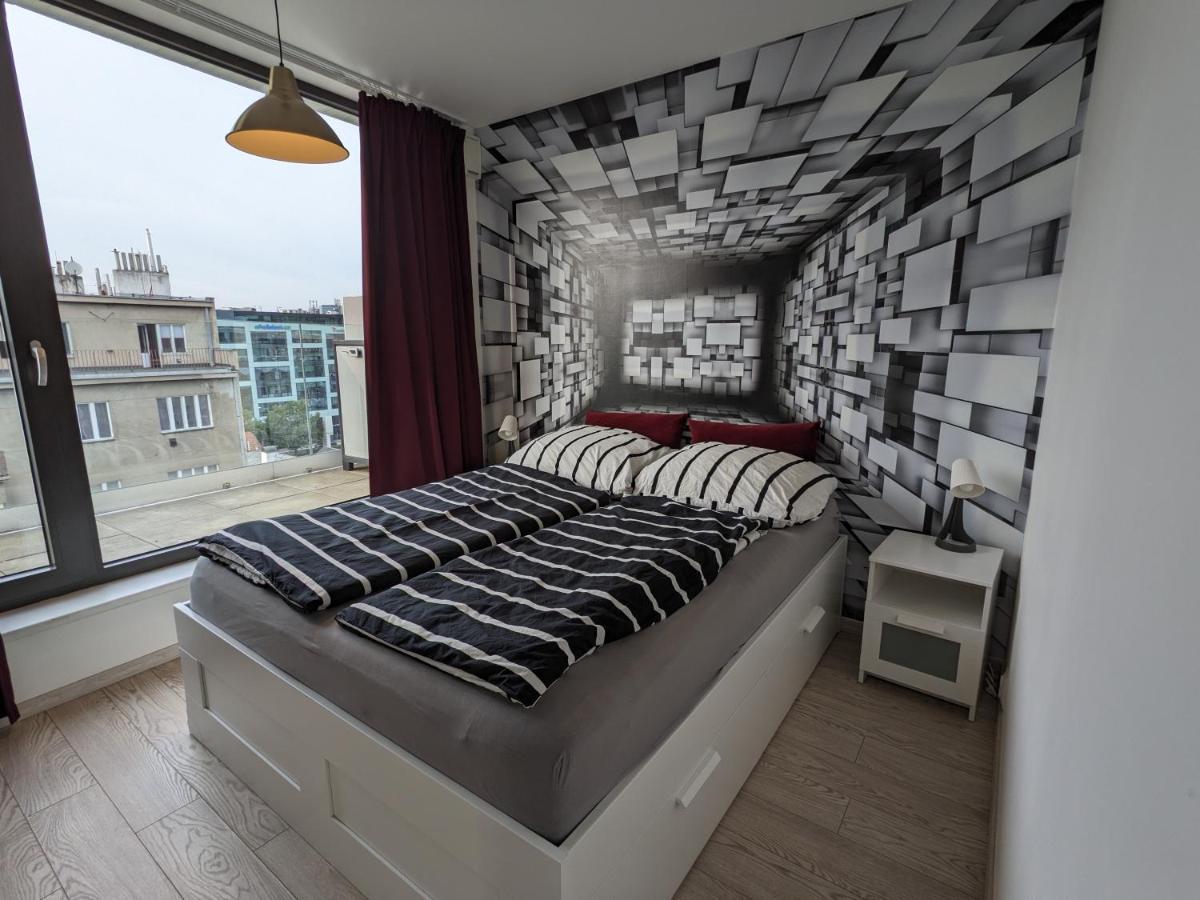 Cozy With Big Terrace In - Karlin Prague