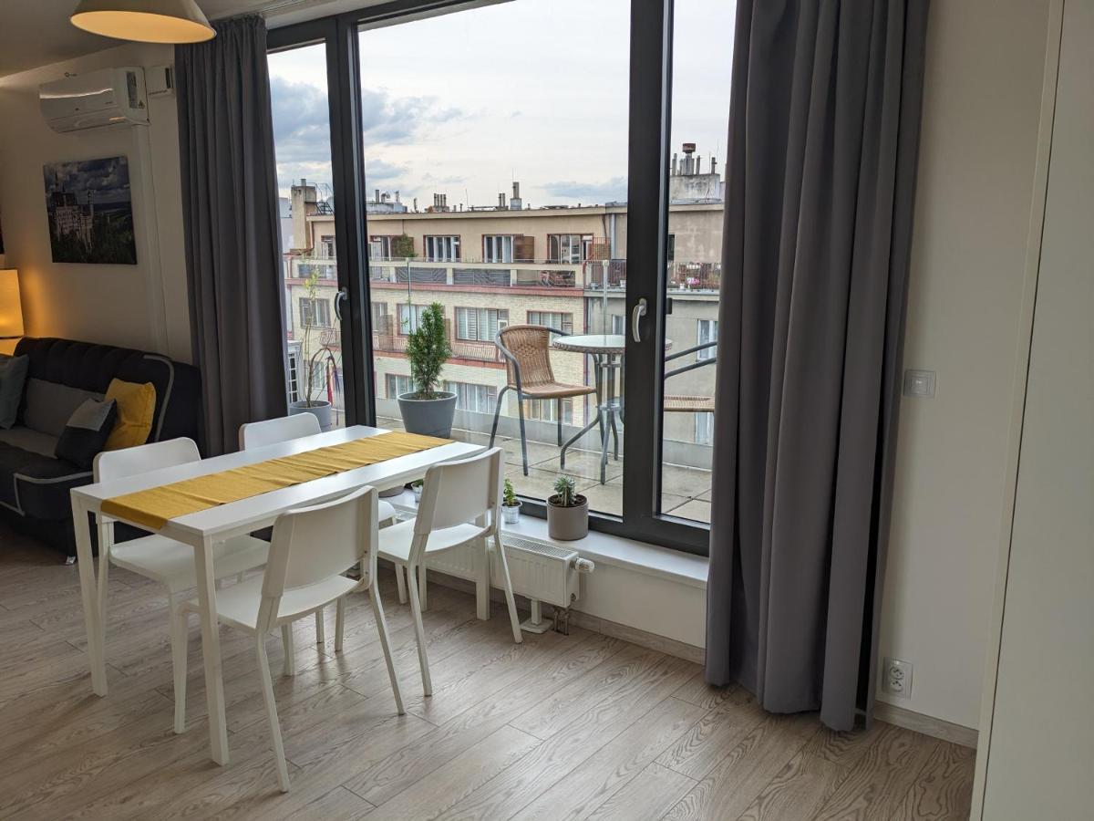 Cozy With Big Terrace In - Karlin Apartment *