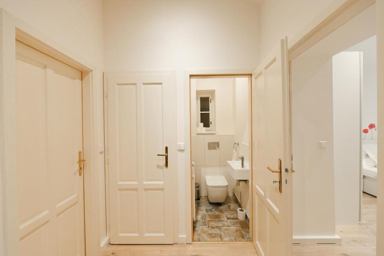 Kubelikova 32 Apartment *
