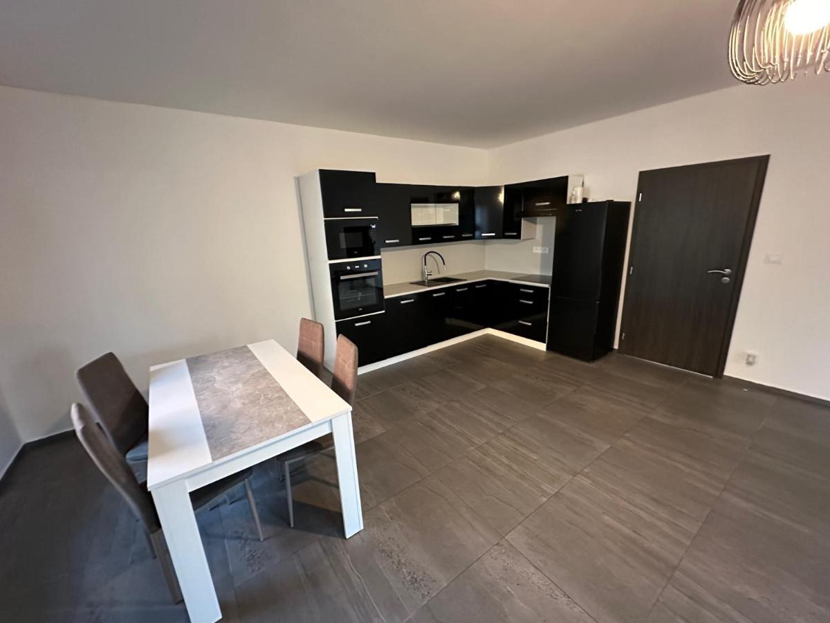 73m2 Klid Priroda Parking Free Daire Prag