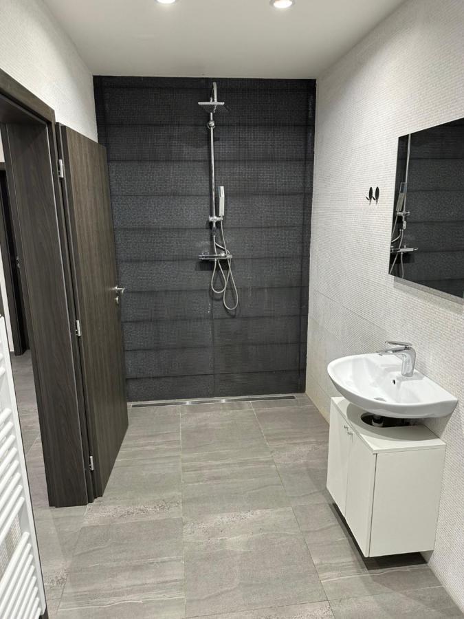 73m2 Klid Priroda Parking Free * Prag