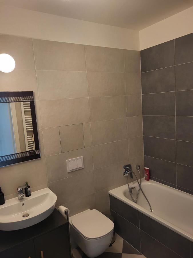 Apartment New In Karlin, 8, Close To Center