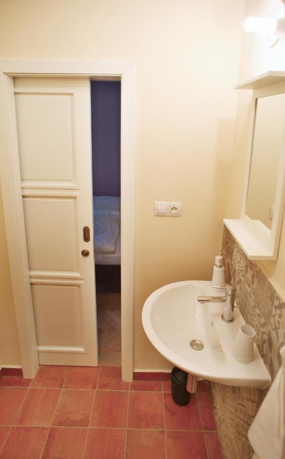 Lovely Lila Apartment Prague