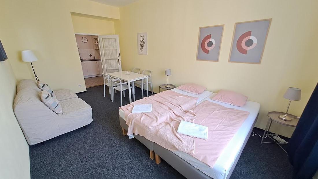 Flat In Zizkov -402- Apartment Prague