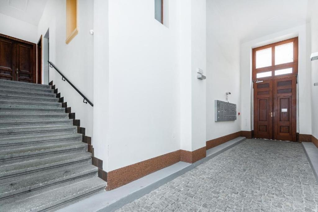 Nice Apartman In New Town * Prague