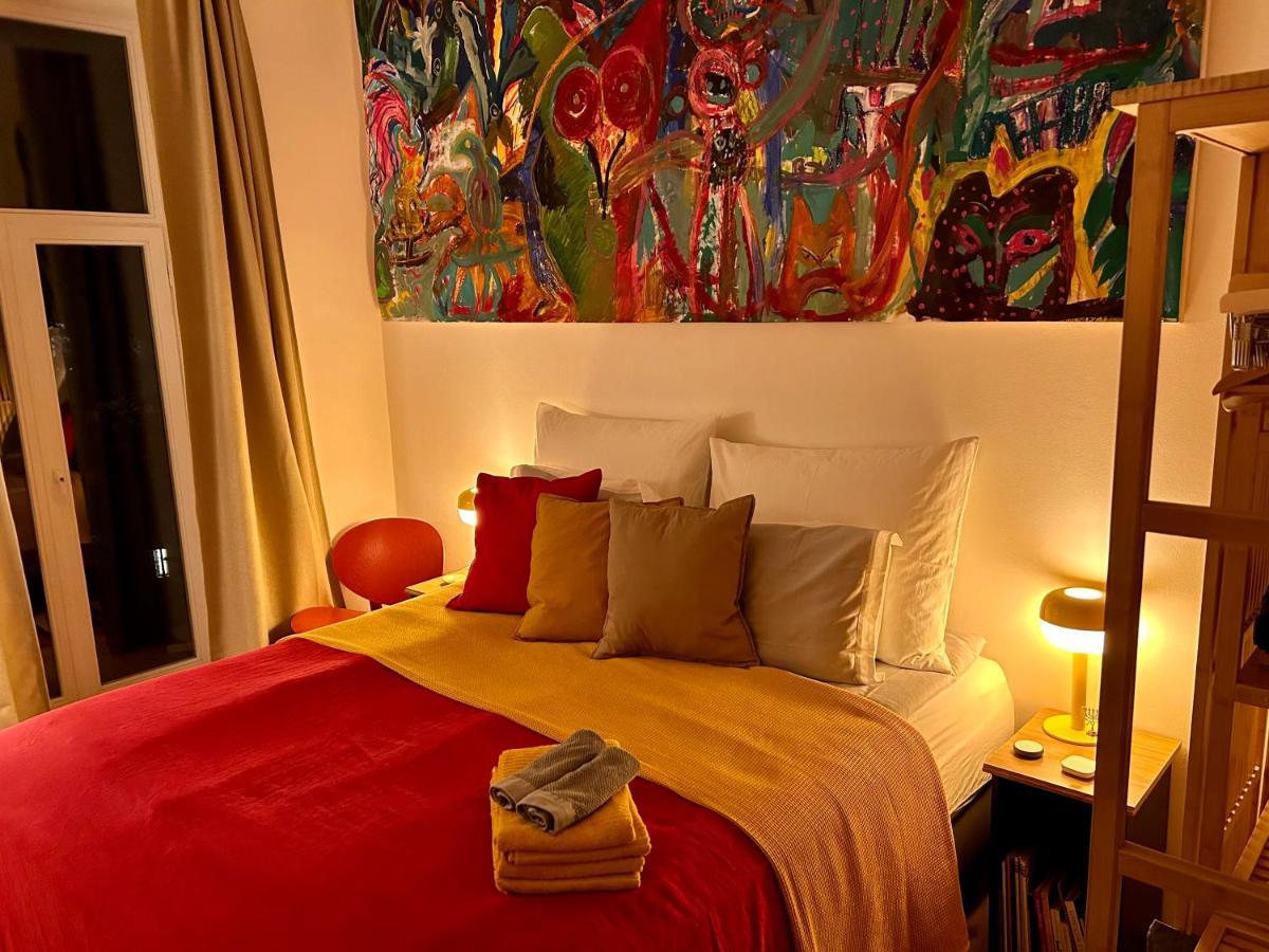 Balcony & King Size Bed * Prague