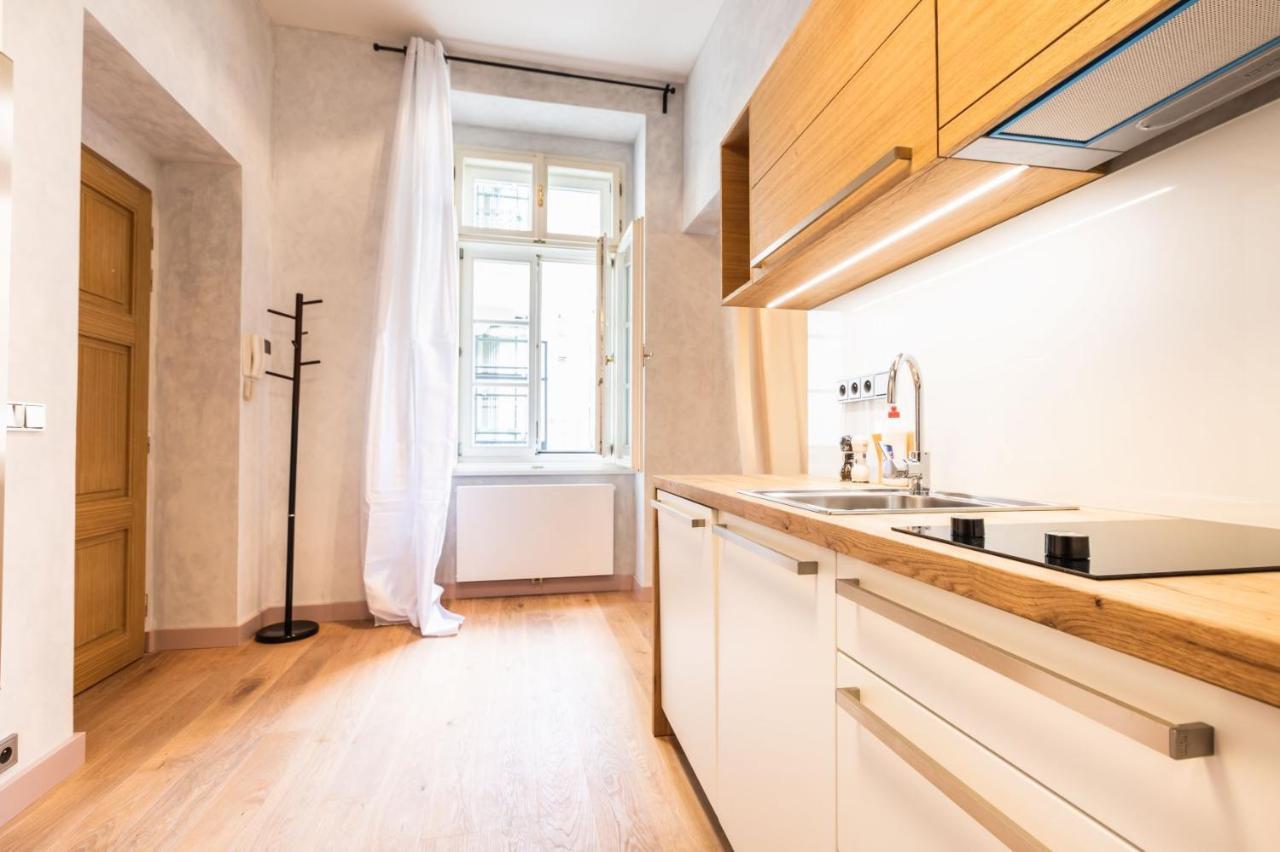 Opatovicka 9 Prague