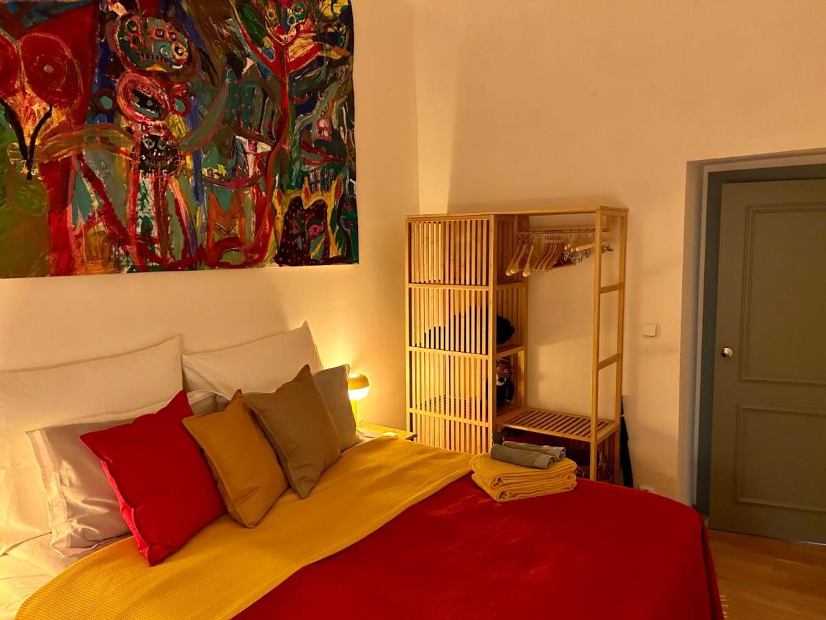 Balcony & King Size Bed Appartement *