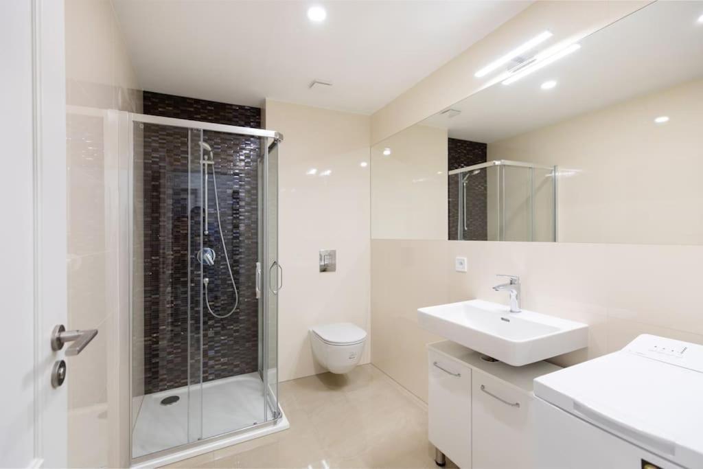 Apartamento Centrally Located Gem In