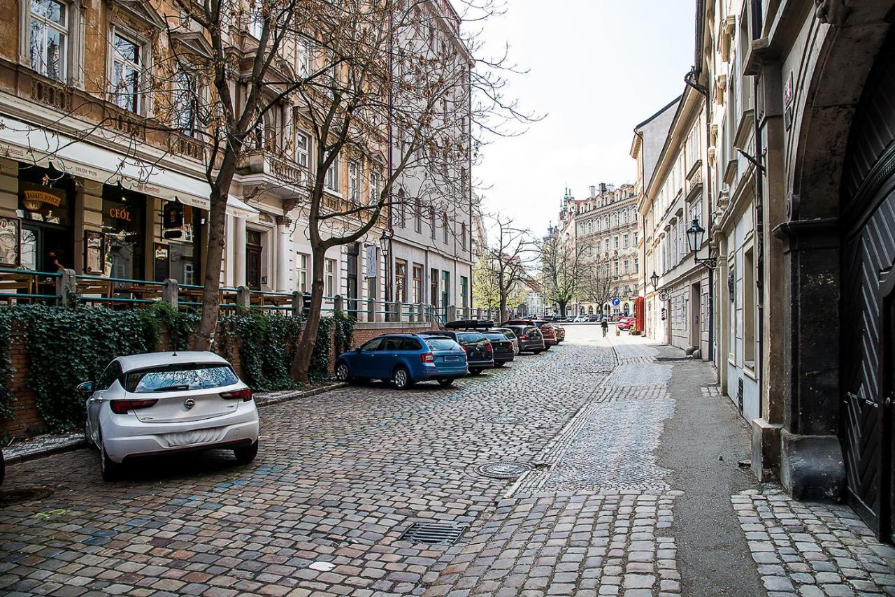 Apartamento Charming In Famous Area *