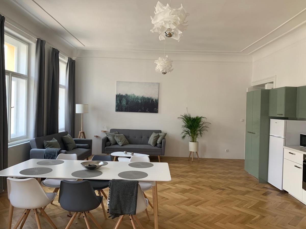 Vip Center Apartment