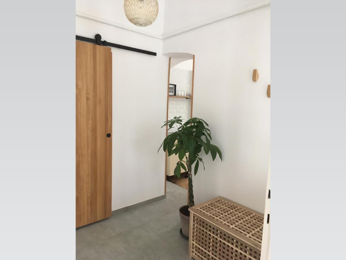 Stylish 5 Mins From The Charles Bridge *