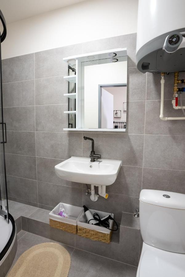 White Wolf House & Hostel *