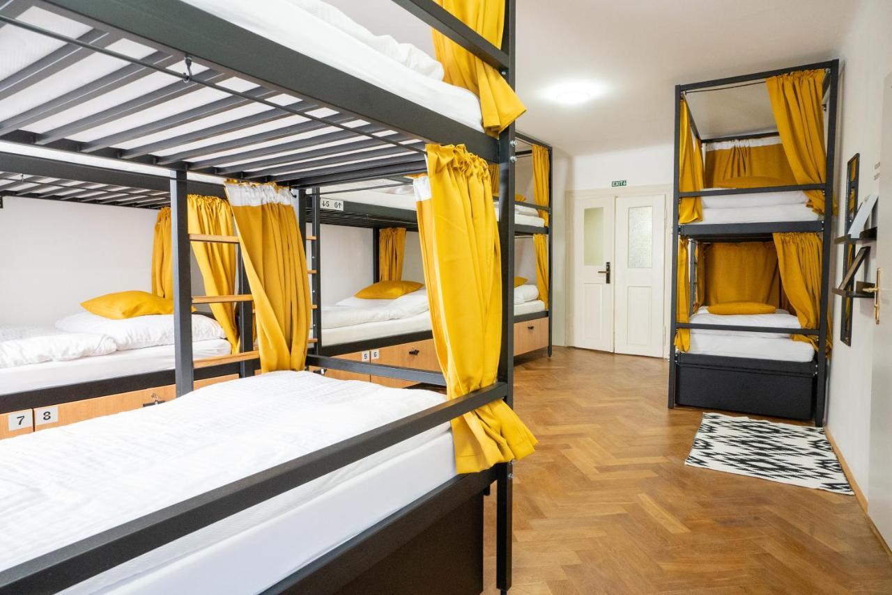 White Wolf House & Hostel Prague