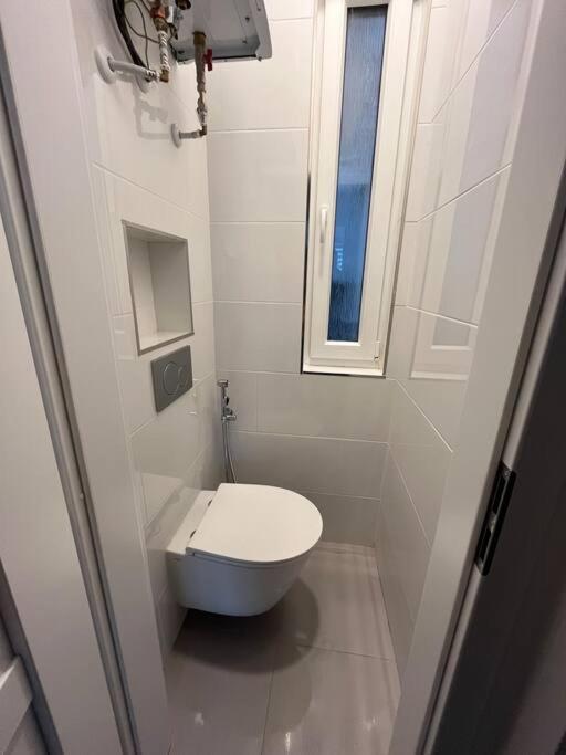 Apartamento Modern Flat In *